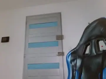 Chaturbate Free Porn Cam of yourfavorite_bigclit