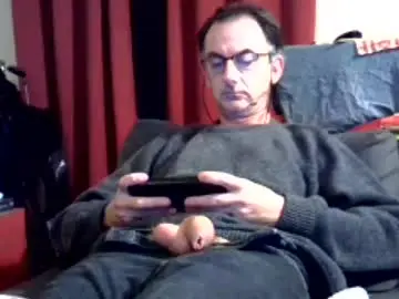 Chaturbate Live Porn of 18remy45