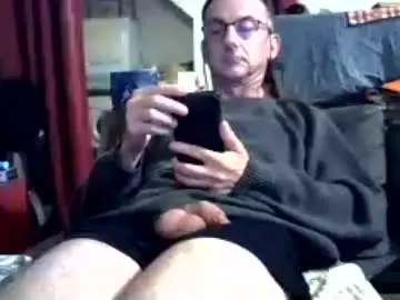 Chaturbate Live Sex Cam of 18remy45