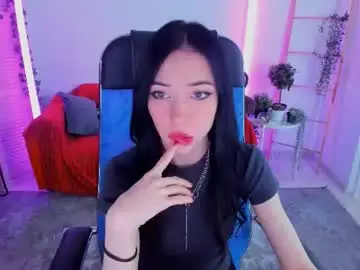 Chaturbate Live Sex Cam of evielaine