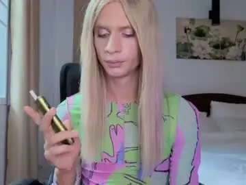 Chaturbate Nude Webcam of huge_vee