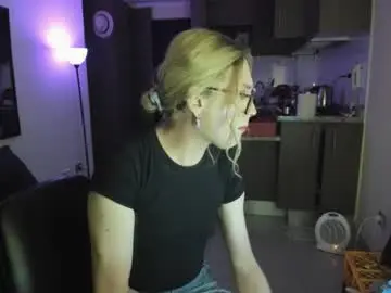 Chaturbate Adult Webcams of marla85