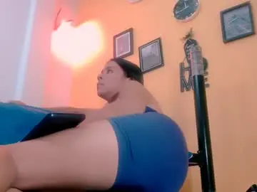 Chaturbate Live Sex of miajuice18