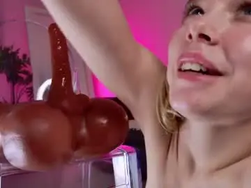 Chaturbate Sex Chat of milly_shy