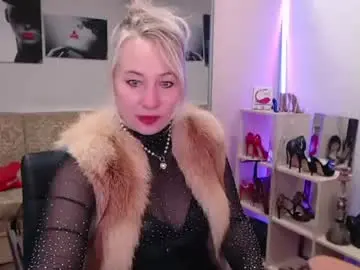 Chaturbate Live Sex Cam of mistress_milfa