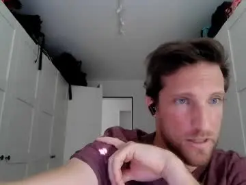 Chaturbate Watch Live Sex Cams of moms_little_monster