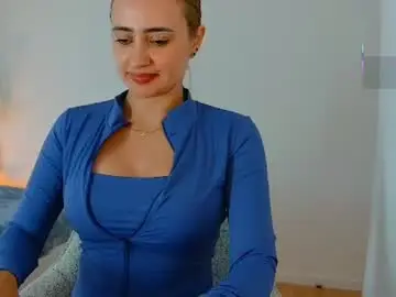 Chaturbate Live Sex Cam of pennyy__