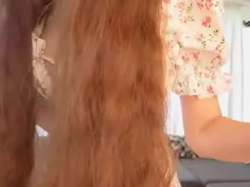 Chaturbate Live Sex Cam of dianelawrence