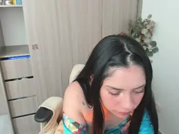 Chaturbate Live Sex of lauryn_chills