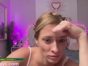Chaturbate Sex Cam of saraloverays