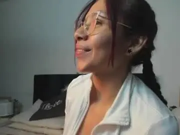 Chaturbate Watch Live Sex Cams of melanie_roux_