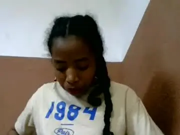 Chaturbate Live Porn of prisca880319