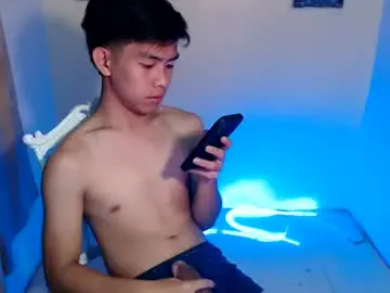 Chaturbate Live Porn of clyde_twinkx