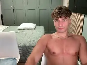 Chaturbate Free Live Porn of italianboy092