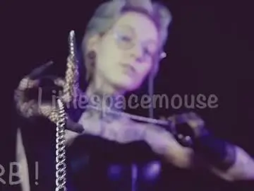 Chaturbate Live Sex Cam of littlespacemouse