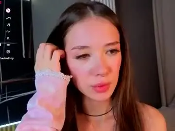 Chaturbate Live Porn of tinyanie