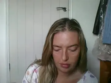 Chaturbate Watch Live Sex Cams of rubyredxxxoxxx