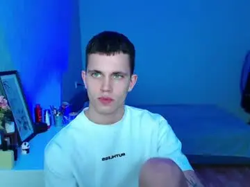 Chaturbate Adult Webcams of _m0neyken_
