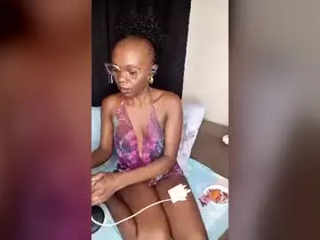 Chaturbate Free Porn Cam of pettitemellany