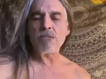 Chaturbate Live Porn of happyhappyjoyjoy4