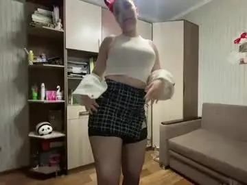 Chaturbate Free Porn Cam of lorettarooke