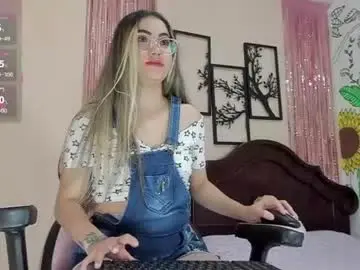 Chaturbate Sex Cam of marilycrown_1