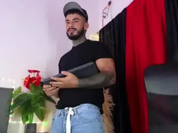 Chaturbate Live Sex Cam of john_and_louis