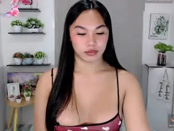 Chaturbate Live Sex Cam of liane_mei