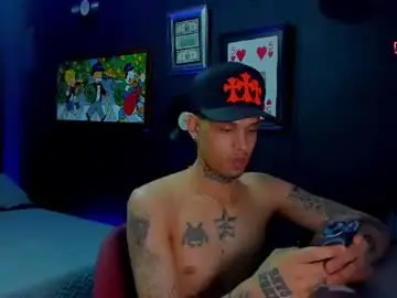 Chaturbate Watch Live Sex Cams of lilray99