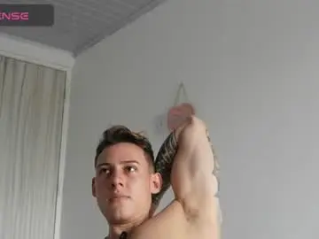 Chaturbate Live Sex Cam of muscle_king_cum