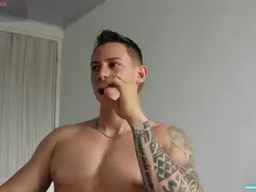 Chaturbate Live Sex Cam of muscle_king_cum