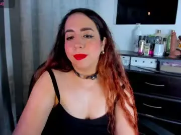 Chaturbate Live Sex Cam of carolinasweet33