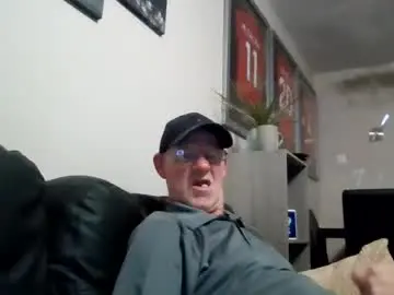 Chaturbate Live Sex Cam of kevlooking4sez