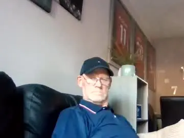 Chaturbate Private Sex Chat of kevlooking4sez