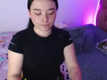Chaturbate Live Sex Cam of nahia__2