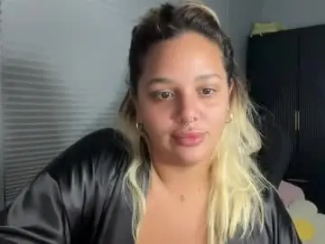 Chaturbate Live Sex Cam of redkatuska