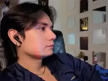 Chaturbate Adult Webcams of davoxer