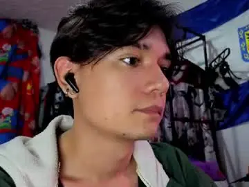 Chaturbate Live Sex Cam of davoxer