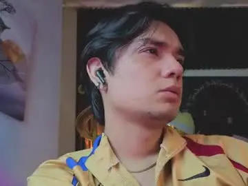 Chaturbate Live Sex Cam of davoxer