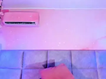 Chaturbate Best live sex cam show of emiilygrace_