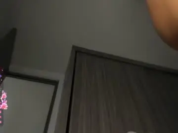 Chaturbate Private Sex Chat of laura_hills18