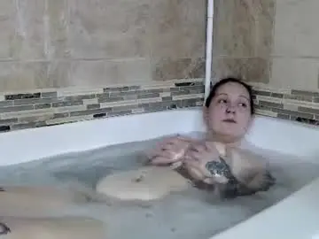 Chaturbate Watch Live Sex Cams of honeybee_111