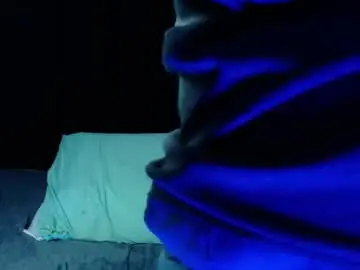 Chaturbate Live Sex Cam of naturaltitss_