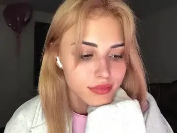 Chaturbate Live Porn of neweva_