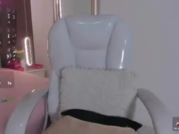Chaturbate Live Sex of miabrunette23