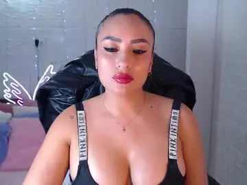 Chaturbate Free Porn Cam of paulina_galvis2700