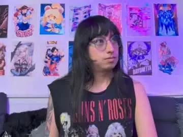 Chaturbate Live Sex Cam of snowblack_