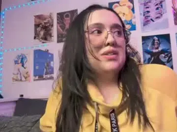 Chaturbate Free Porn Cam of snowblack_