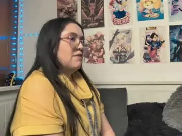 Chaturbate Live Sex Cam of snowblack_