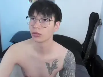 Chaturbate Sex Cam of andy_bankai
